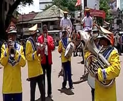 Special Report | कोल्हापुरात मनसेचं आगळंवेगळं आंदोलन, पालिकेच्या गलथान कारभाराची काढली वरात