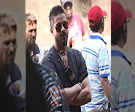 Bollywood drug connection | करण जोहरच्या धर्मा प्रोडक्शनसाठी काम करणाऱ्या क्षितिज प्रसादला समन्स