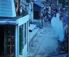 জগদ্দলে অর্জুন সিংহের বাড়ির সামনে বোমাবাজি, আতঙ্কে স্থানীয়রা, মোতায়েন পুলিশ