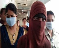 লস্কর যোগে ধৃত তানিয়া পরভিনকে এনআইএর বিশেষ আদালতে পেস 