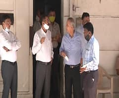 Raj Thackeray| वाढीव वीजबिलासंदर्भात चर्चेसाठी अदानी इलेक्ट्रिसिटीचे सीईओ राज ठाकरेंच्या निवासस्थानी