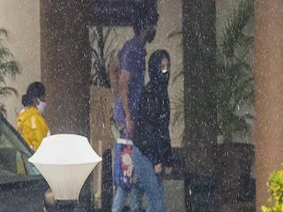 भाई Showik की गिरफ्तारी के बाद क्या आज होगी Rhea Chakraborty की गिरफ्तारी?