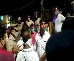 प्रयागराज में आधी रात को क्यों हुई वकीलों और पुलिसकर्मियों की झड़प? Prayagraj