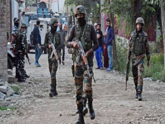 Srinagar Encounter: तलाशी अभियान जारी, 3 आतंकियों की मौत | नमस्ते भारत में देखिए आज की बड़ी खबरें