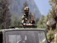 Uri: Indian Army ने जब्त किया हथियारों का बड़ा जखीरा