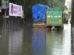 Mumbai: लोकल स्टेशनों पर भरा पानी, 4 बजे से सेंट्रल की चारों लाइन ठप