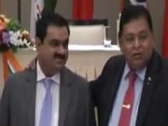 Adani group ने खरीदी Mumbai Airport में 74% की हिस्सेदारी