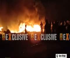 Greater Noida: मोबाइल के स्क्रैप गोदाम में भीषण आग, लाखों का माल जलकर खाक| ABPGanga 