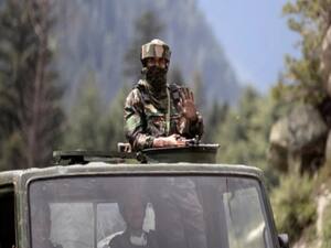 LAC से सटे इलाकों में चीन ने की करीब 50 हजार सैनिकों की तैनाती | India-China Border Tesnsion