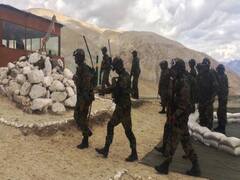 India's strategic move along LAC baffles China | Namaste Bharat (02.09.2020)