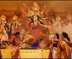 अबकी बार....दुर्गा माता आएंगी घर के द्वार