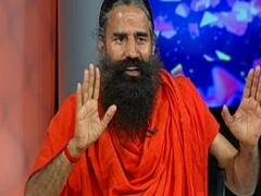 Baba Ramdev performs two Yoga asanas for drug de-addiction