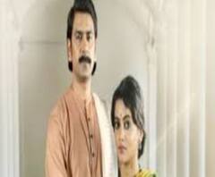 ‘কাদম্বিনী’-র মেক আপ রুমে ‘হয় মা নয় বৌমা’-র ক্যামেরা, আড্ডায় মজলেন দ্বারকানাথ এবং নিরঞ্জন