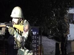 Pulwama Encounter में दो आतंकी ढेर, सेना का एक जवान घायल, सर्च ऑपरेशन जारी