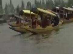 Kashmir: Boat race organised on World Tourism Day to boost tourism