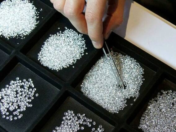 સુરત ડાયમંડ એસો.માં પ્રમુખ ઉપ પ્રમુખની ચૂંટણી કરવા માંગ, જુઓ વીડિયો