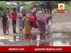 સૌરાષ્ટ્રના આ શહેરમાં પોલીસ પકડેલા દારૂના જથ્થાનો નાશ કરવા નિકળી, મહિલાઓએ દારૂની લૂંટ ચલાવી, જુઓ વીડિયો