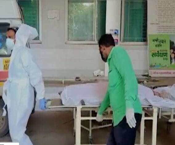 Special Report | नातेवाईकालाच मृतदेह घेऊन जाण्यास भाग पाडलं! नाशकातील रुग्णालयातील धक्कादायक प्रकार