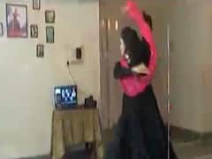  અમદાવાદઃખેલૈયાઓ ઓનલાઇન ક્લાસમાં શીખી રહ્યા છે ગરબા, જુઓ વીડિયો