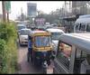 Shilphata Road Traffic | लोकलअभावी रस्ते वाहतुकीवर ताण; ट्रॅफिक, खड्डे यांमधून प्रवाशांची सुटका कधी?