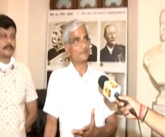 #MumbaiPolice कंगना रनौतविरोधात कायदेशीर खटला दाखल करणार,मुंबईतील सेवानिवृत्त पोलीस अधिकाऱ्यांचा इशारा