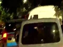 Rhea Chakraborty निकली Sion Hospital से बाहर 