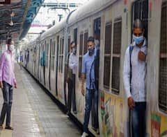 ৭টায় বাংলা(১): পুজোর আগেই লোকাল ট্রেন চালাতে চায় রেল, হুগলিতে দুর্ঘটনায় মৃত পুলিশের কমান্ডিং অফিসার, শোকপ্রকাশ মুখ্যমন্ত্রীর, সঙ্গে অন্য খবর 