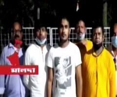 ১০০ দিনের কাজের বিলে জোর করে সই করানোর চেষ্টা, বিজেপি প্রধানের স্বামীকে মারধর! 