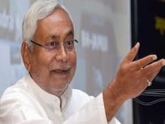 Bihar की जनता नीतीश सरकार से खुश या नाराज? देखिए- वार पलटवार