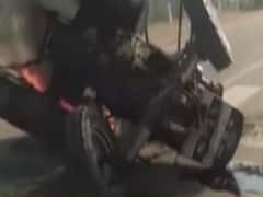 Delhi: Farmers set tractor on fire during protest against agrarian bills