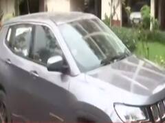 Rhea Chakraborty पूछताछ के लिए NCB दफ्तर रवाना