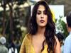 Breaking News : NCB दफ्तर में 2 घंटे से चल रही है Rhea Chakraborty से पूछताछ 