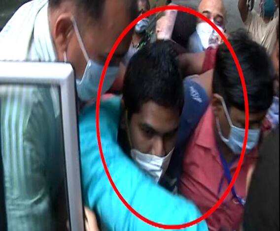 SSR Suicide Case | कोर्टात हजर होण्यापूर्वी शौविक आणि सॅम्युअलची वैदयकीय तपासणी होणार