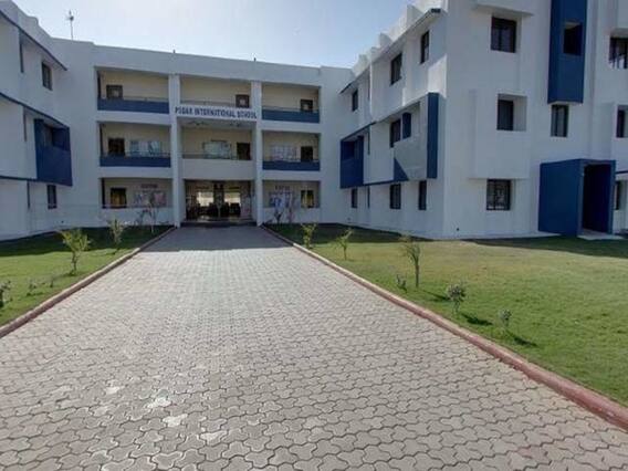 રાજકોટની પોદાર સ્કૂલના સંચાલકો ફી માટે દબાણ કરતા હોવાનો આરોપ, જુઓ વીડિયો 