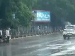 સુરત શહેરમાં લાંબા વિરામ બાદ વરસાદનું આગમન, મજુરા, ઘોડદોડ રોડ સહિતના વિસ્તારમાં વરસાદ, જુઓ વીડિયો