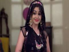 Shubhangi Atre aka Angoori Bhabhi posts bold picture on social media