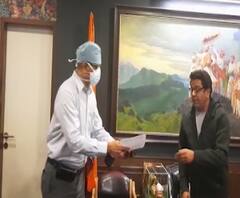 Covid-19 | सरकारनं विमा कवच नाकारल्यानं डॉक्टर संतप्त; डॉक्टरांचे प्रतिनिधी राज ठाकरे यांच्या भेटीला