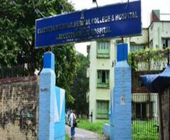 ১০টায় সারাদিন: চিত্তরঞ্জন ন্যাশনাল মেডিক্যাল কলেজ হাসপাতালের হস্টেল থেকে উদ্ধার জুনিয়র চিকিৎসকের ঝুলন্ত দেহ, সঙ্গে আরও খবর