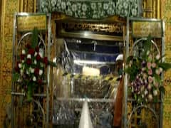 Delhi: Hazrat Nizamuddin Dargah reopens, watch ground report 