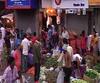 Mumbai Dadar Market | दादरच्या भाजी मार्केटमध्ये गर्दी; ग्राहक, व्यापाऱ्यांकडून मास्कचाही वापर नाही