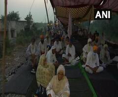 ফটাফট : রাজ্যের বিভিন্ন জায়গায় কৃষি বিলের প্রতিবাদ, 'কৃষকদের বোঝান,' বার্তা প্রধানমন্ত্রীর