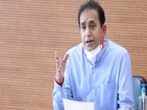 महाराष्ट्र के गृहमंत्री को फोन पर धमकी मिलने का दावा | नमस्ते भारत