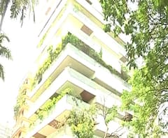 Kangana Ranaut | कंगना रनौत मुंबईच्या घरी पोहचली, शिवसैनिकांकडून 'कंगना चले जाव' च्या घोषणा