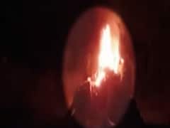 Video against UP Police' claim over last rites of gang-rape victim emerges 