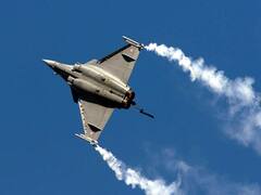 Rafale Induction Ceremony: आसमान में गर्जना करता राफेल, देखिए बेहद रोमांचक तस्वीरें