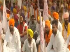 Punjab: Farmers agitation against Agrarian laws intensifies
