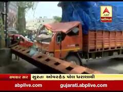 સુરતના વરાછાના ખાંડ બજાર રેલવે ગરનાળા પાસે ઓવરહેડ પોલ ધરાશાયી, જુઓ વીડિયો