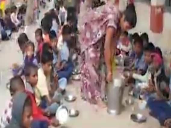 ગાંધીનગરઃ મધ્યાહન ભોજન યોજનાનો મામલો, બે મહિનાથી વિદ્યાર્થીને લાભ ન મળ્યાનો આરોપ