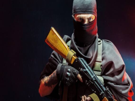 Delhi: बब्बर खालसा के दो आतंकी गिरफ्तार, 6 पिस्तौल और गोलियां बरामद