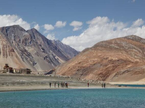 LAC पर घुसपैठ रोकने के लिए भारत ने की चेतावनी फायरिंग, चीन बौखलाया | Namaste Bharat (08.09.2020)